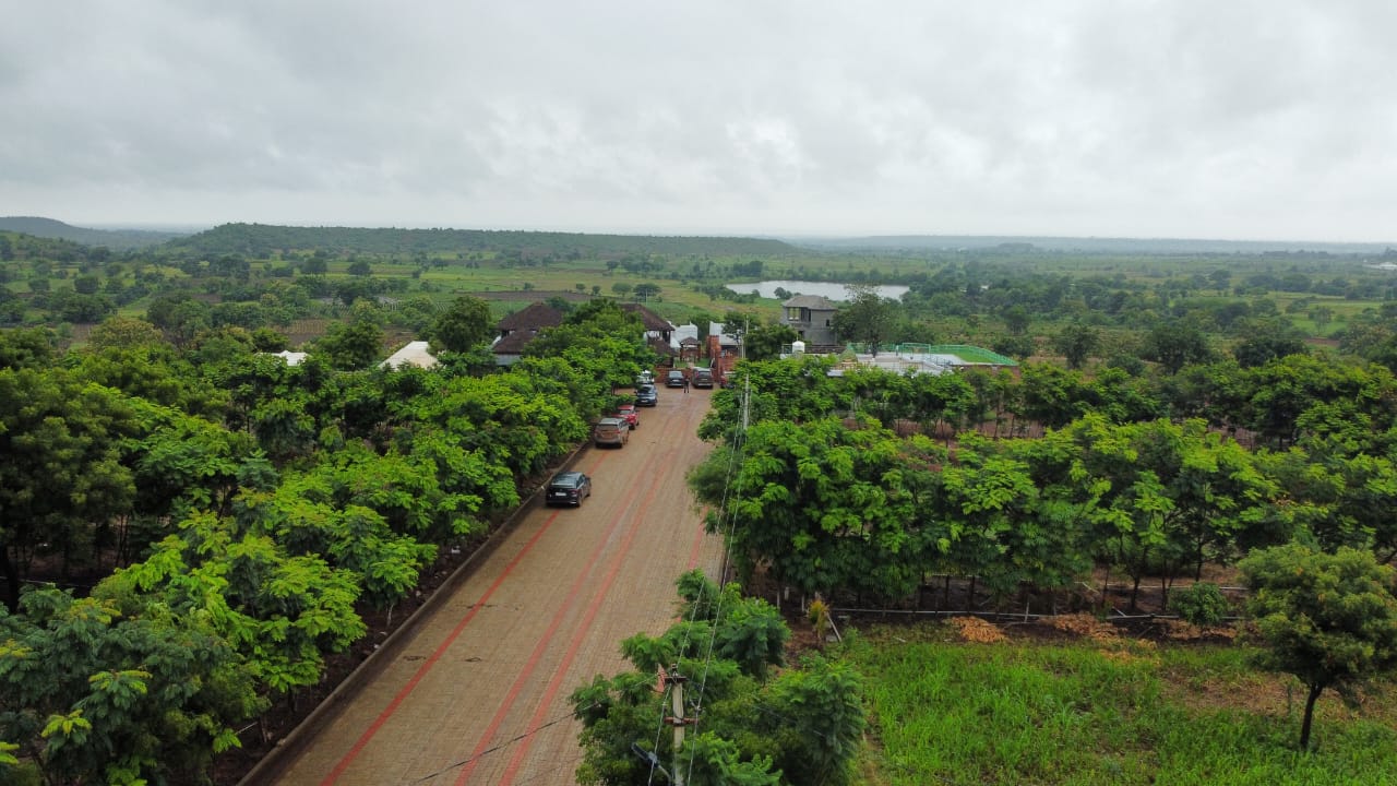 Aerial Hillock community road